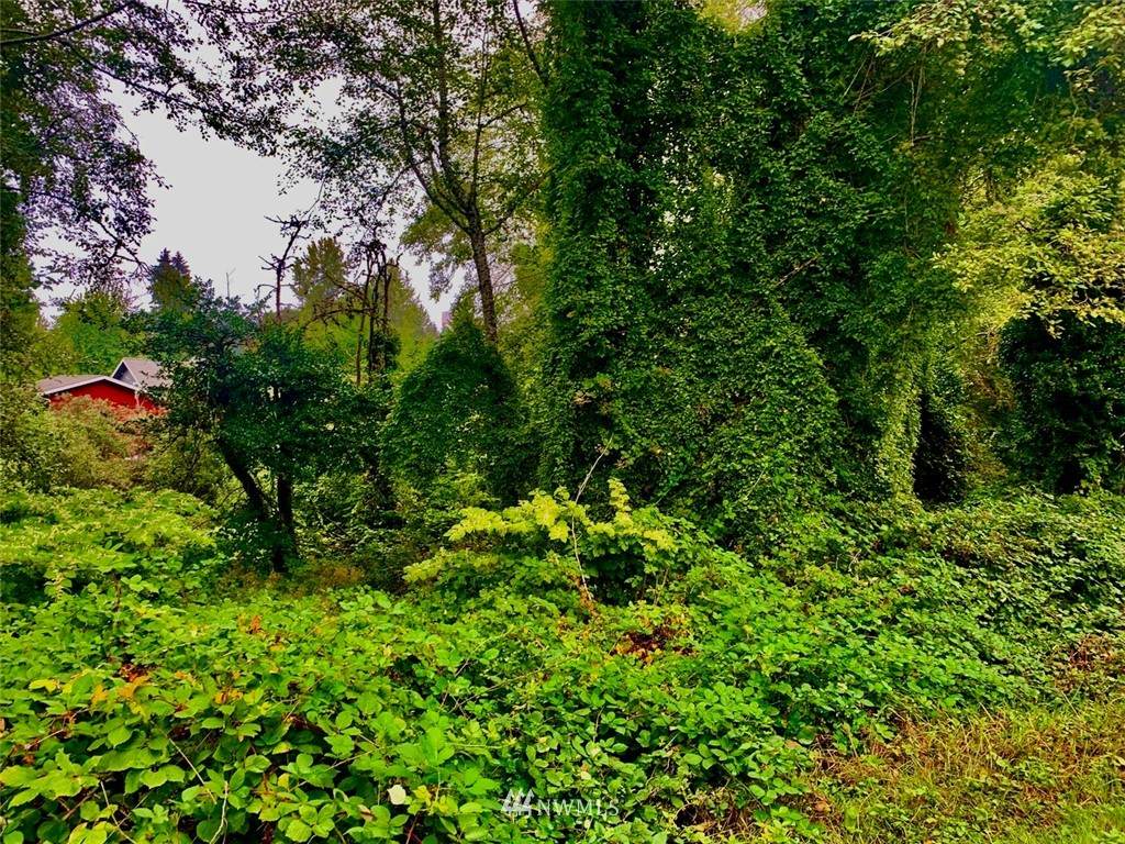 0 12 Ave Se - Photo 1