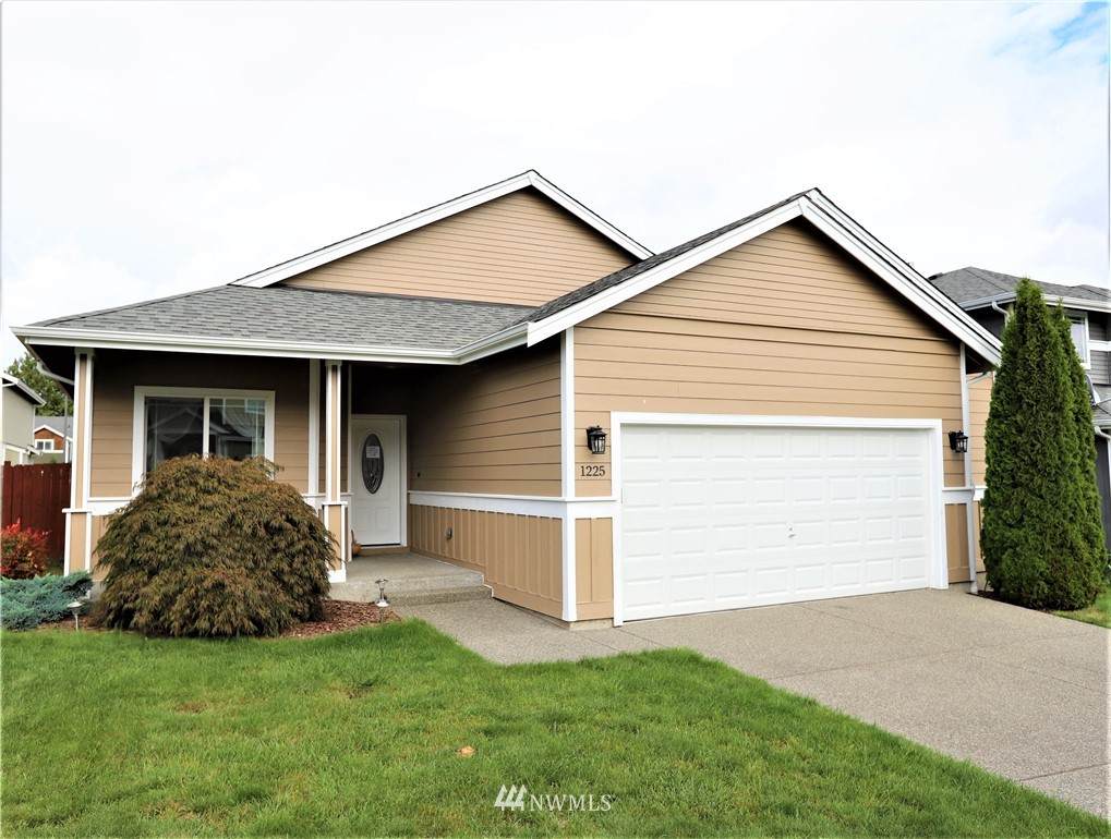 1225 42nd Street - Photo 1