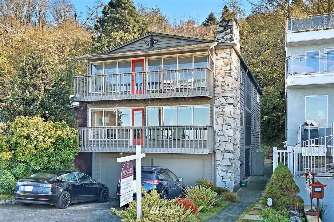 1760 Alki Avenue - Photo 1