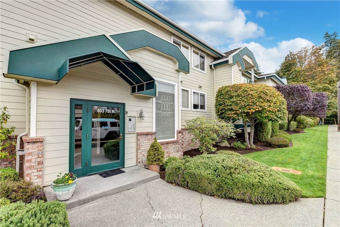 603 7th Avenue - Photo 1