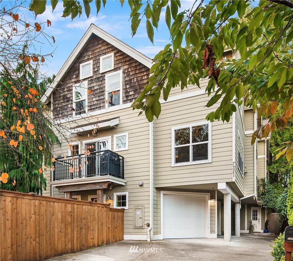 7321 47th Avenue - Photo 1