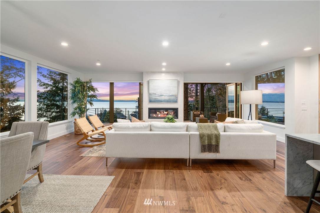 5620 Beach Drive - Photo 1