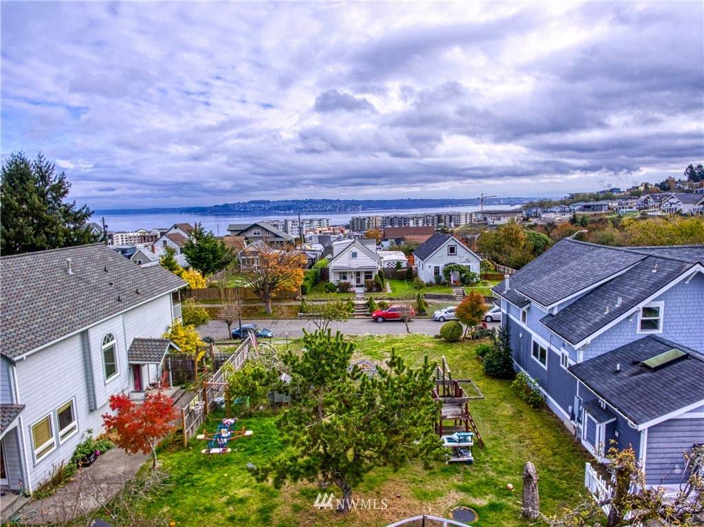 5116 Shirley Street - Photo 1