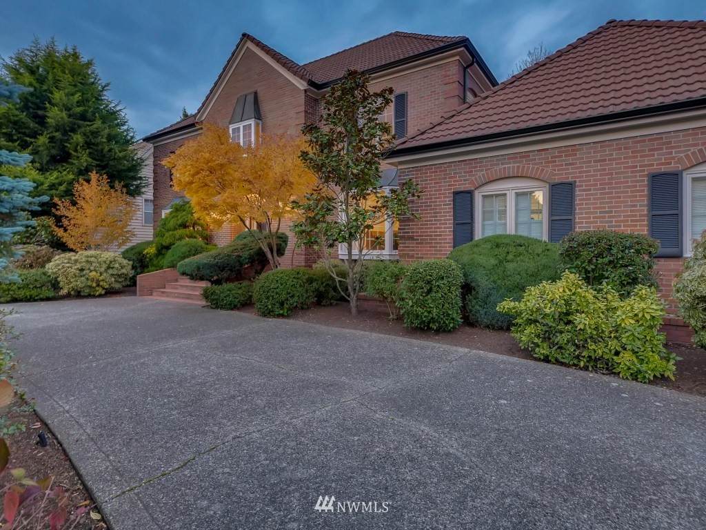 508 163rd Street - Photo 1