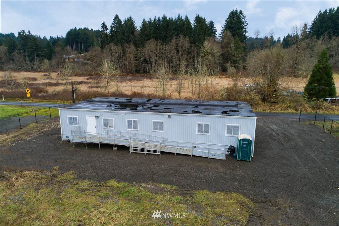 615 Roswell Road - Photo 1