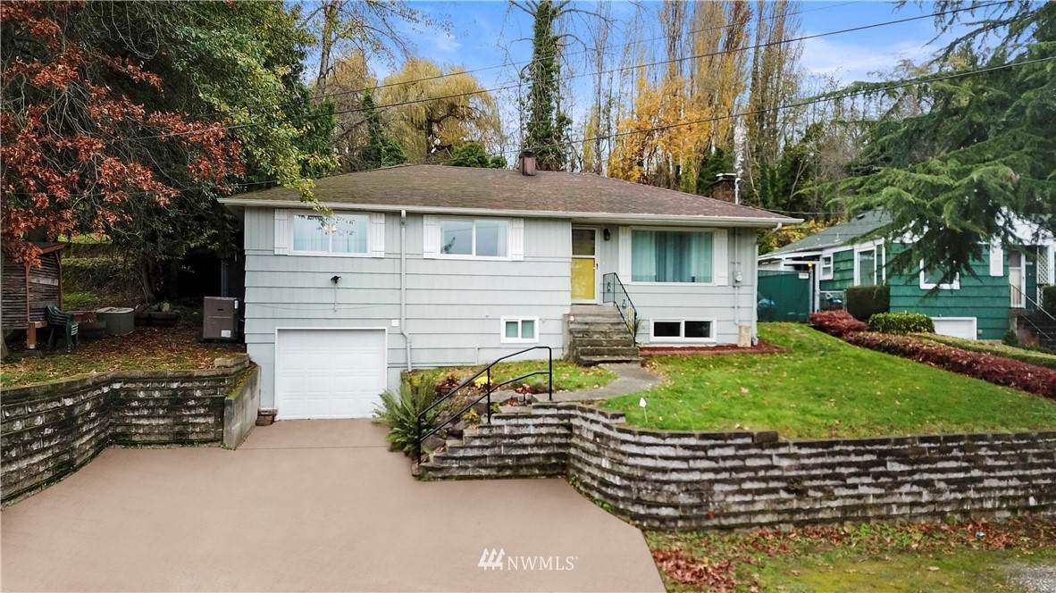11005 Roseberg Avenue - Photo 1
