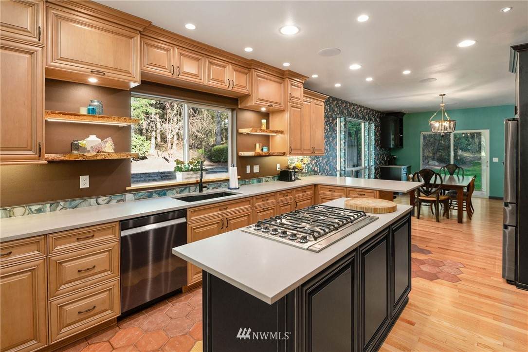 13509 54th Street - Photo 1
