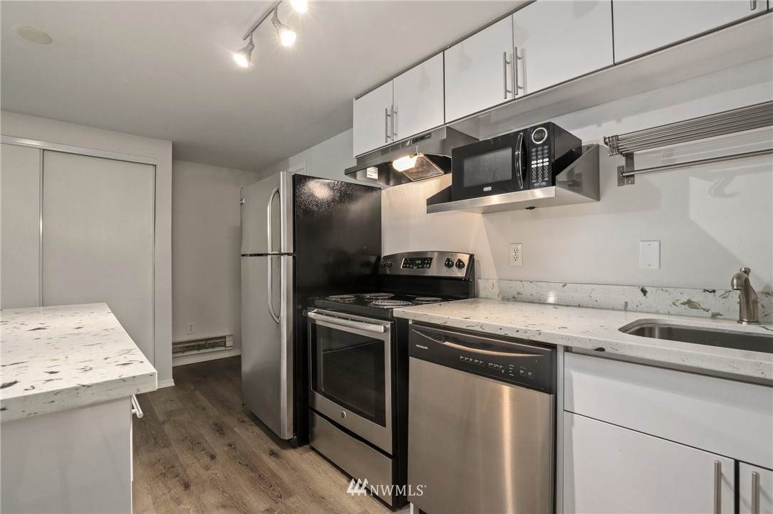 901 5th Avenue - Photo 1