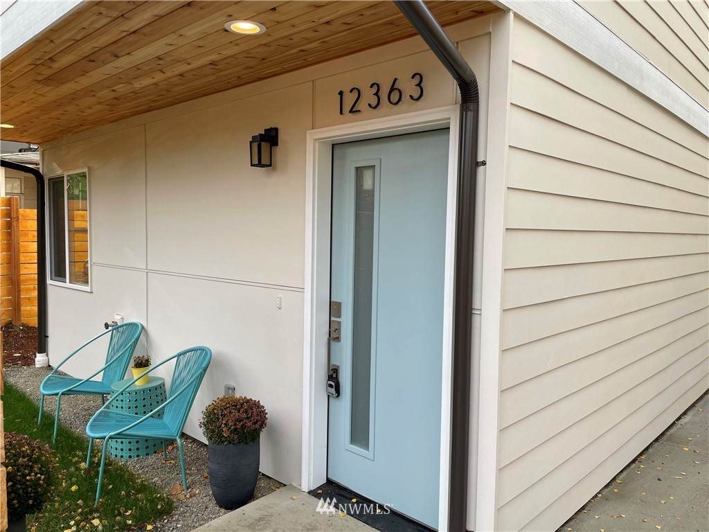 12363 14th Avenue - Photo 1