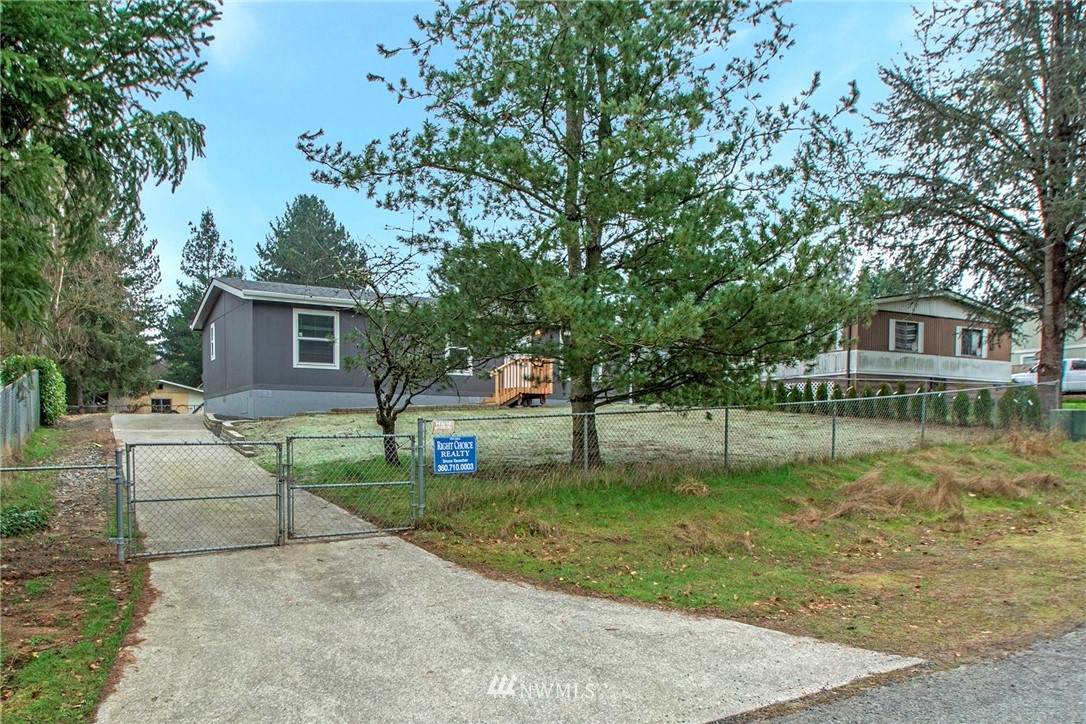 14415 93rd Avenue - Photo 1