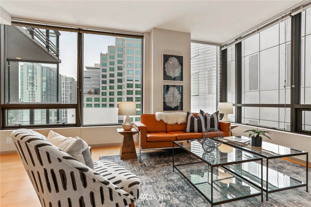 1000 1st Avenue - Photo 1