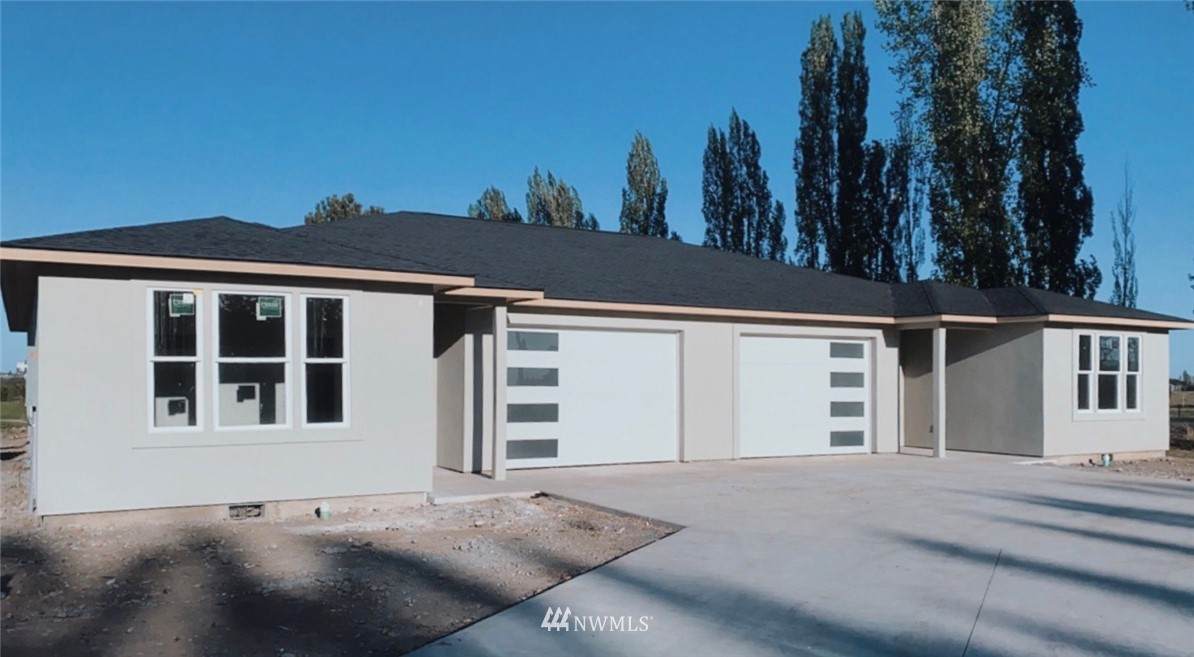 4018 Quinn Drive - Photo 1