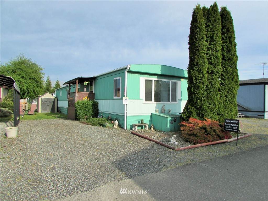 3715 152nd Street - Photo 1