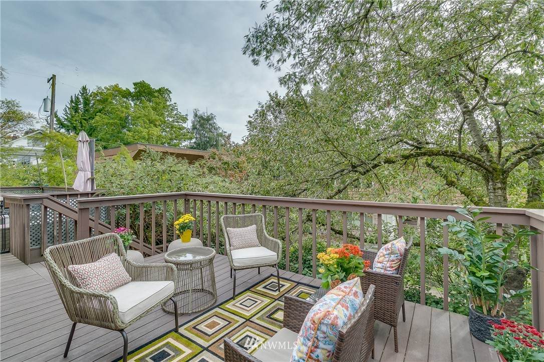 1201 John Street - Photo 1