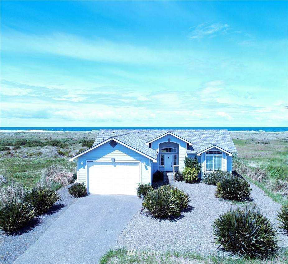108 Dunes Lane - Photo 1