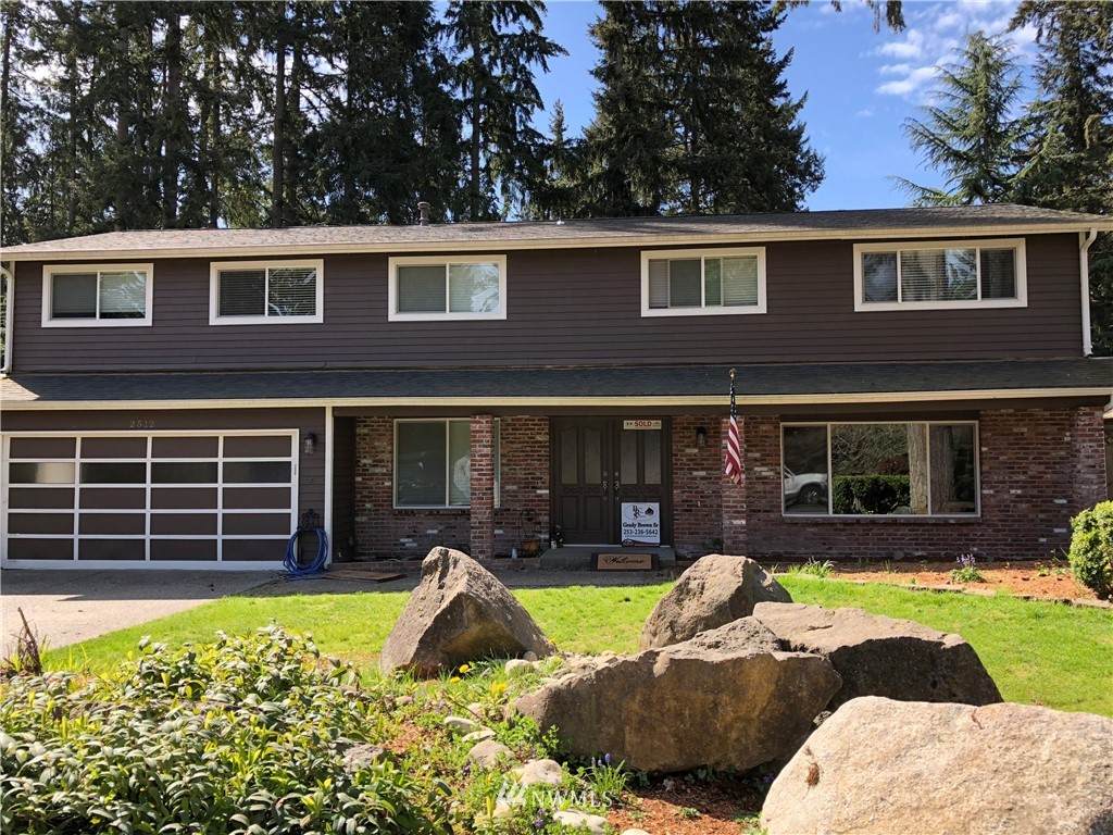2512 32nd Ave Se - Photo 1