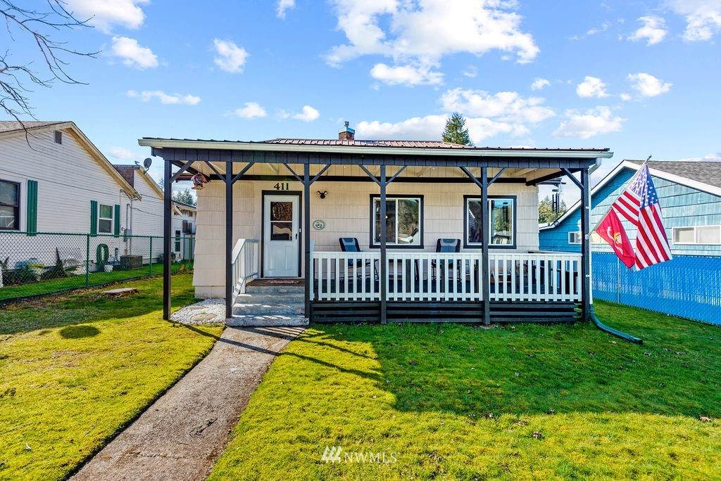 411 Jackson Street - Photo 1