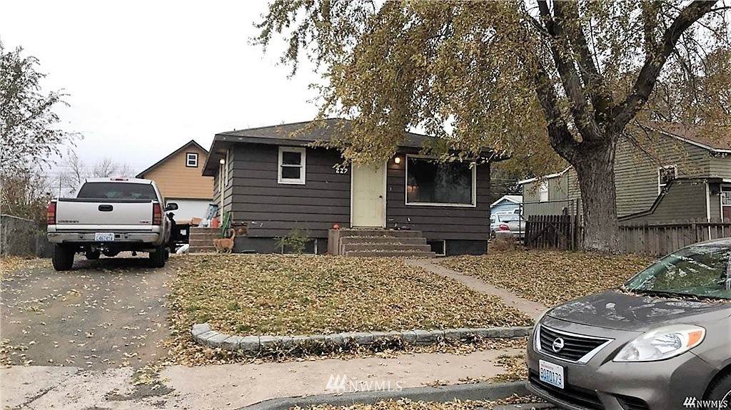 227 5th Ave - Photo 1