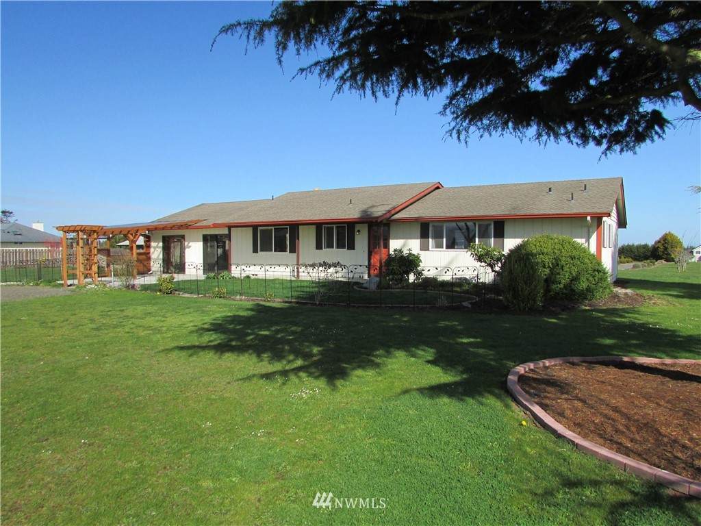 102 Tulip Lane - Photo 1