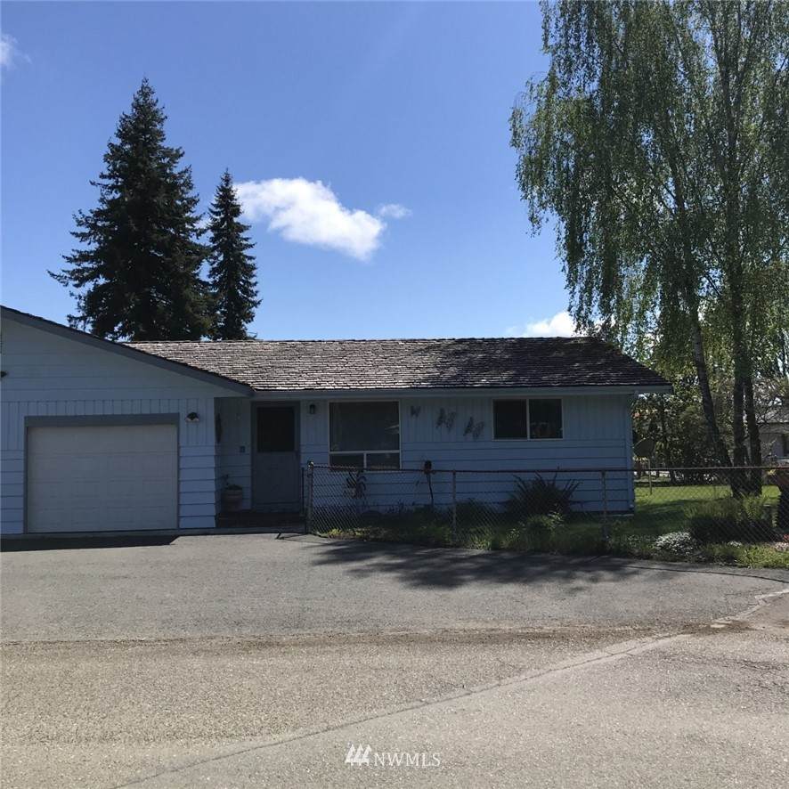 340 C Street - Photo 1