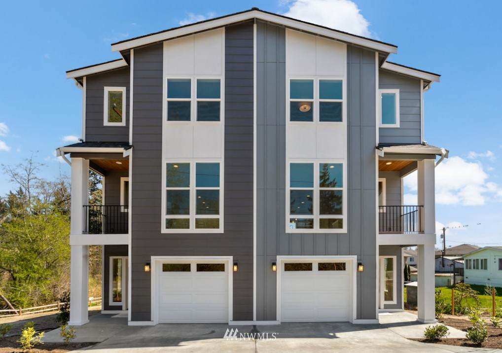 13803 Admiralty Way - Photo 1