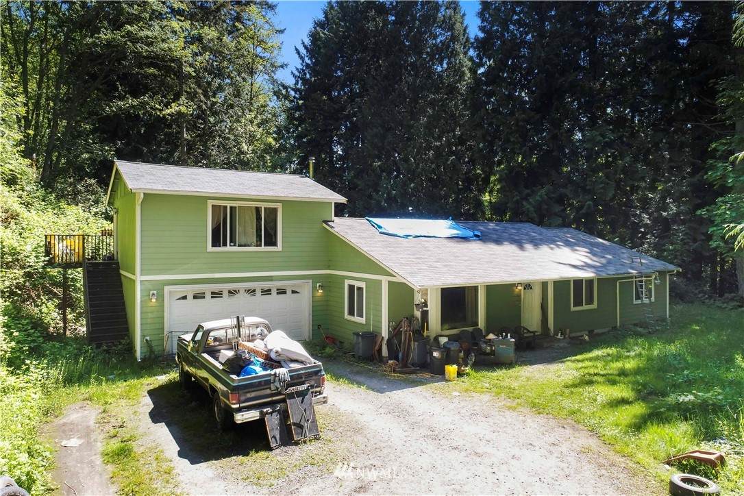 4441 Forgotten Lane - Photo 1