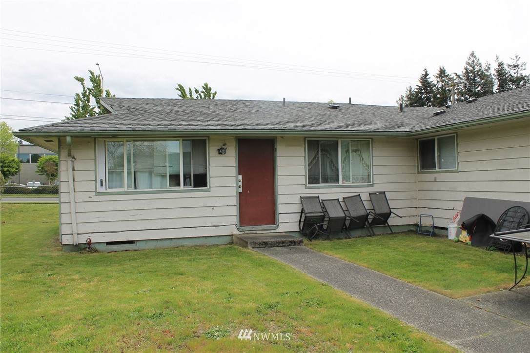 4201 65th Street - Photo 1