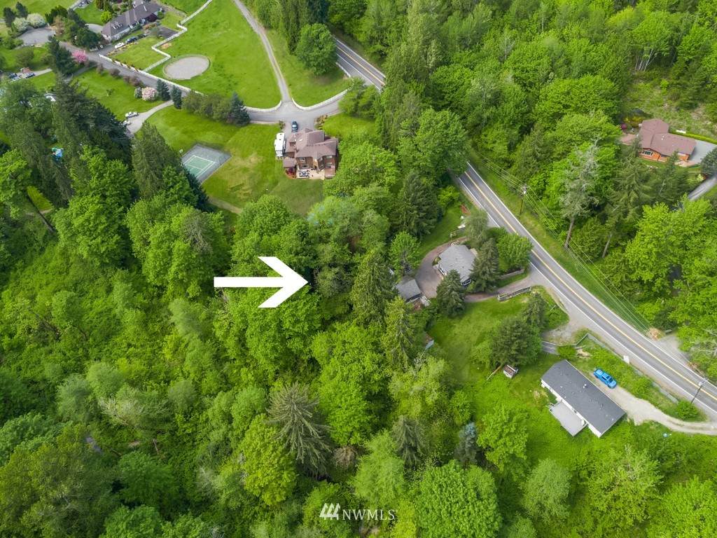 22425 May Valley Road - Photo 1