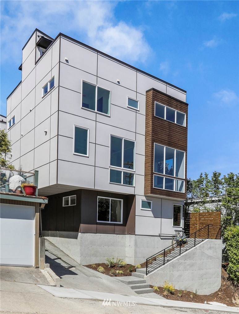 514 Lee Street - Photo 1