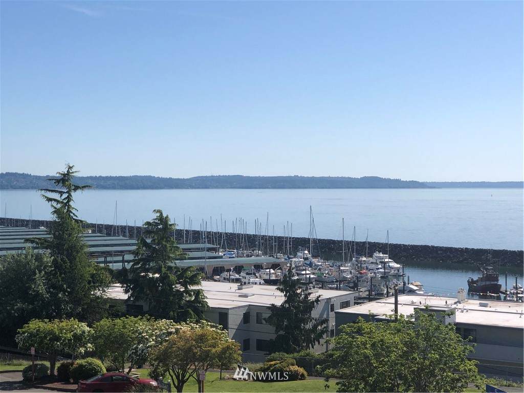 506 222nd Street - Photo 1