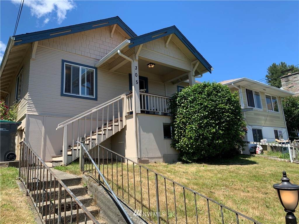 305 Wycoff Avenue - Photo 1