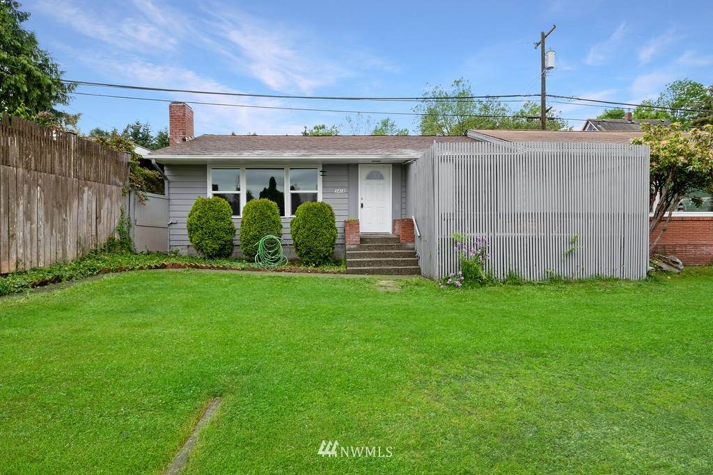 3408 Rucker Avenue - Photo 1