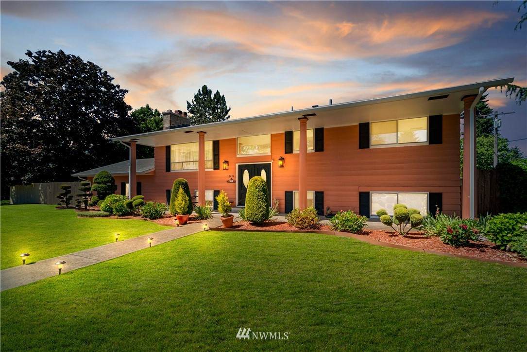 5415 119th Street - Photo 1