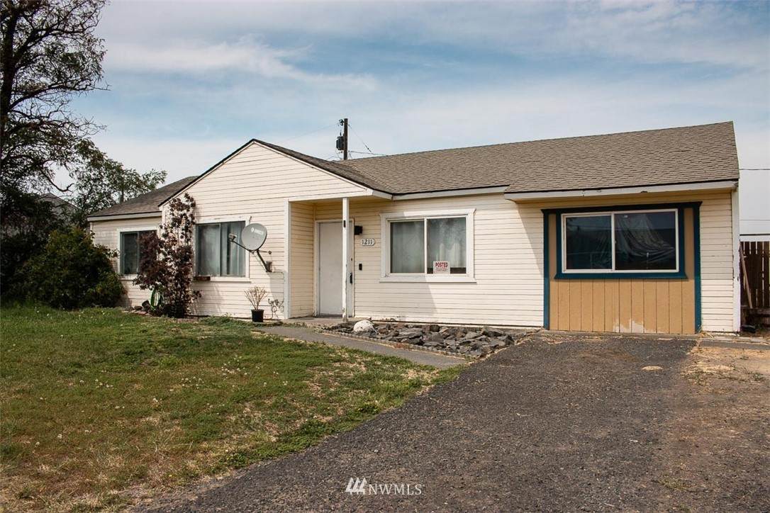 1211 Arlington Drive - Photo 1