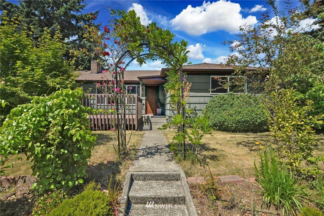 10505 8Th(Dead End) Avenue - Photo 1
