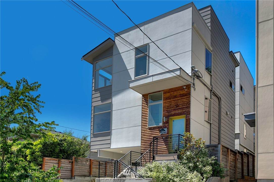 4415 Meridian Avenue - Photo 1