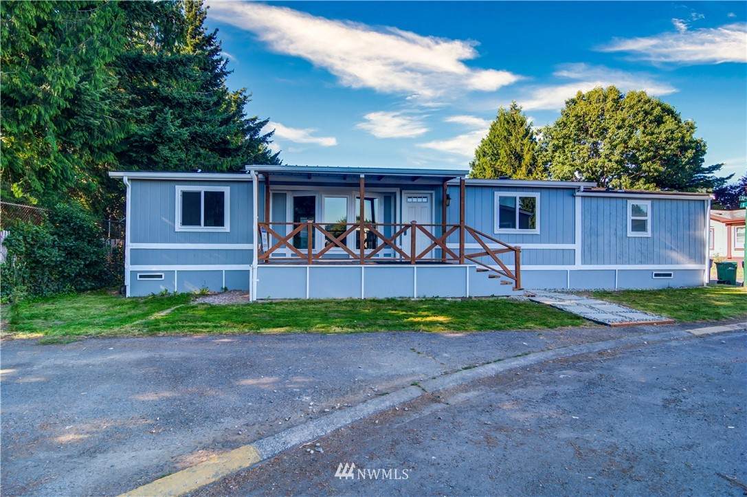 602 29th Street - Photo 1