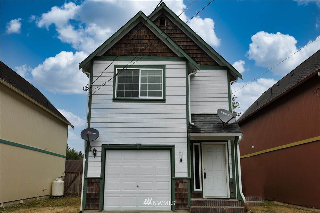 418 Baldwin Street - Photo 1