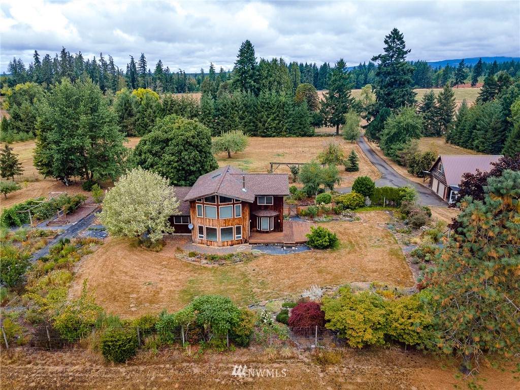 1090 Middle Fork Road - Photo 1