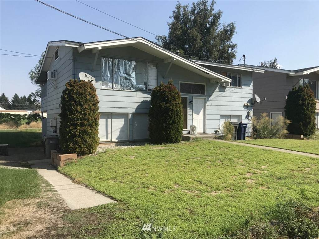 1348 Clements Circle - Photo 1
