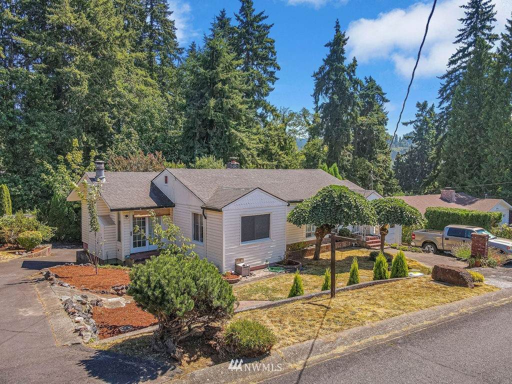 406 19th Avenue - Photo 1