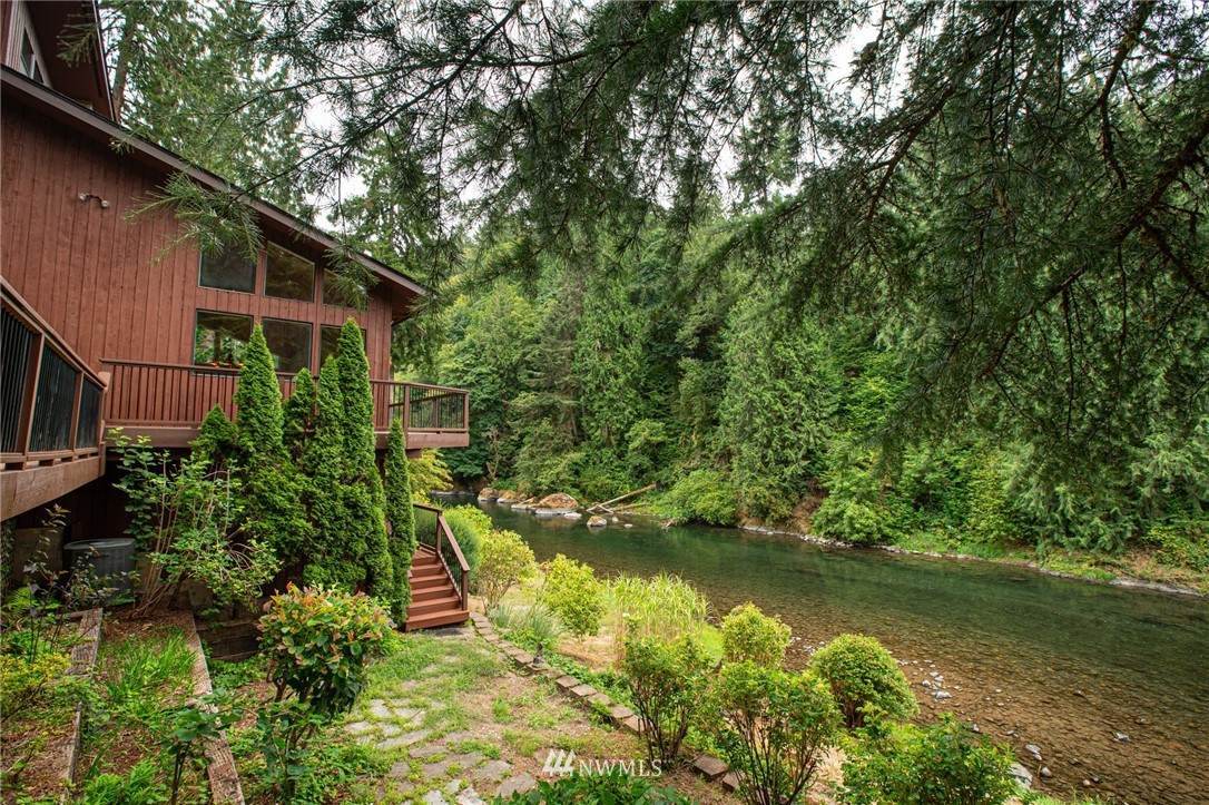 2433 Kalama River Road - Photo 1