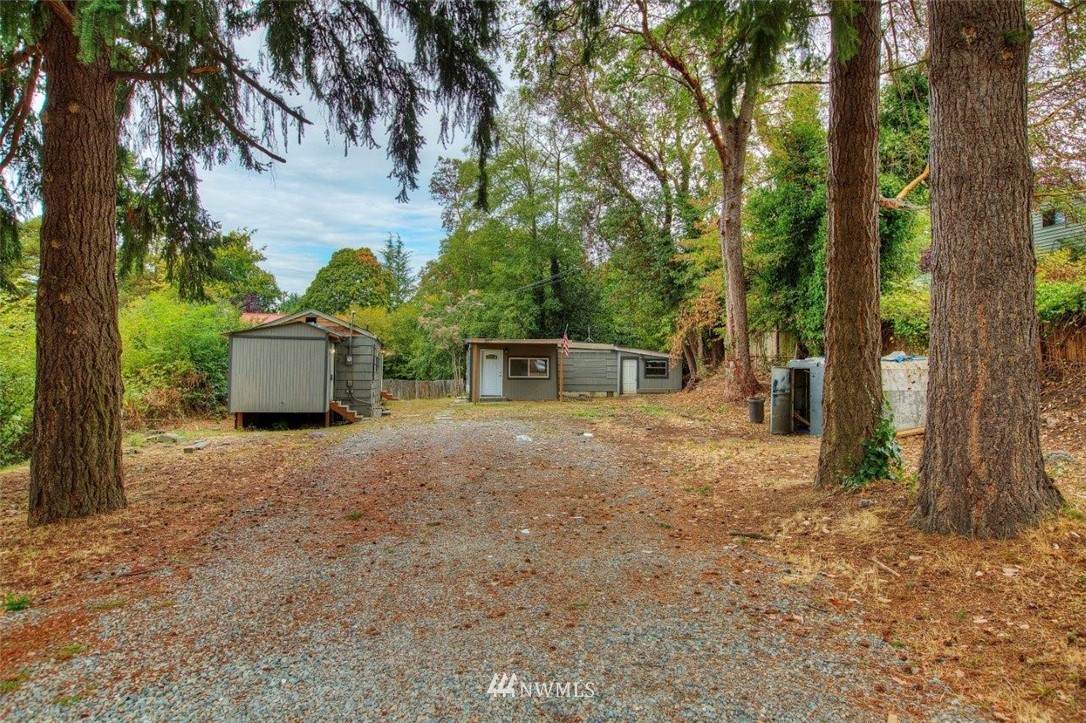 2646 112th Street - Photo 1