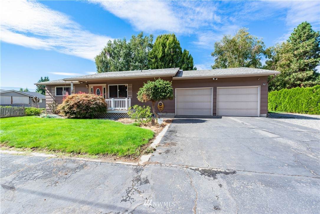 1350 Grover Pl - Photo 1