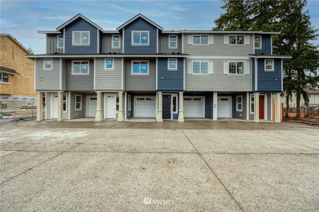 334 9th Avenue - Photo 1