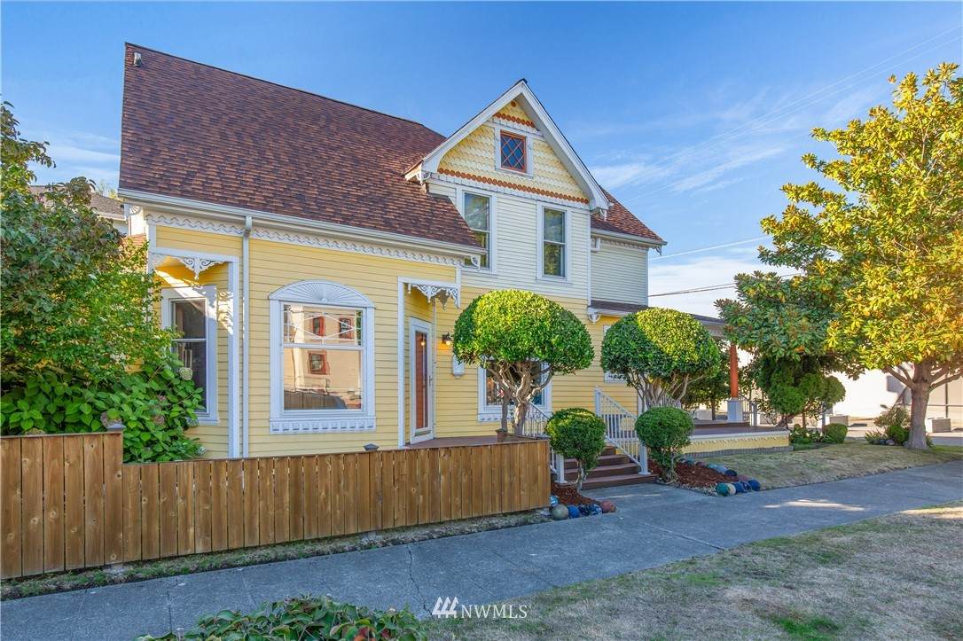 739 S Homer St - Photo 1