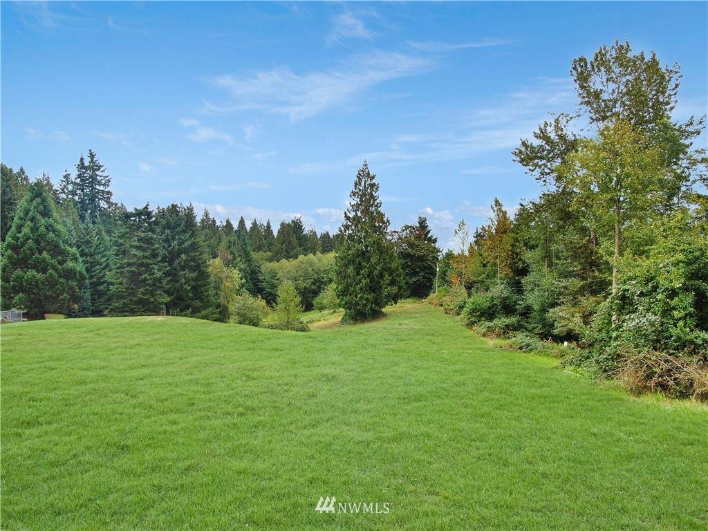 6525 85th Avenue - Photo 1