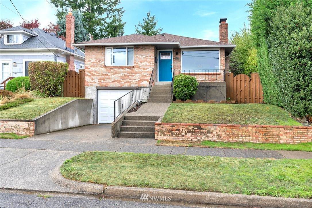 4307 9th Street - Photo 1