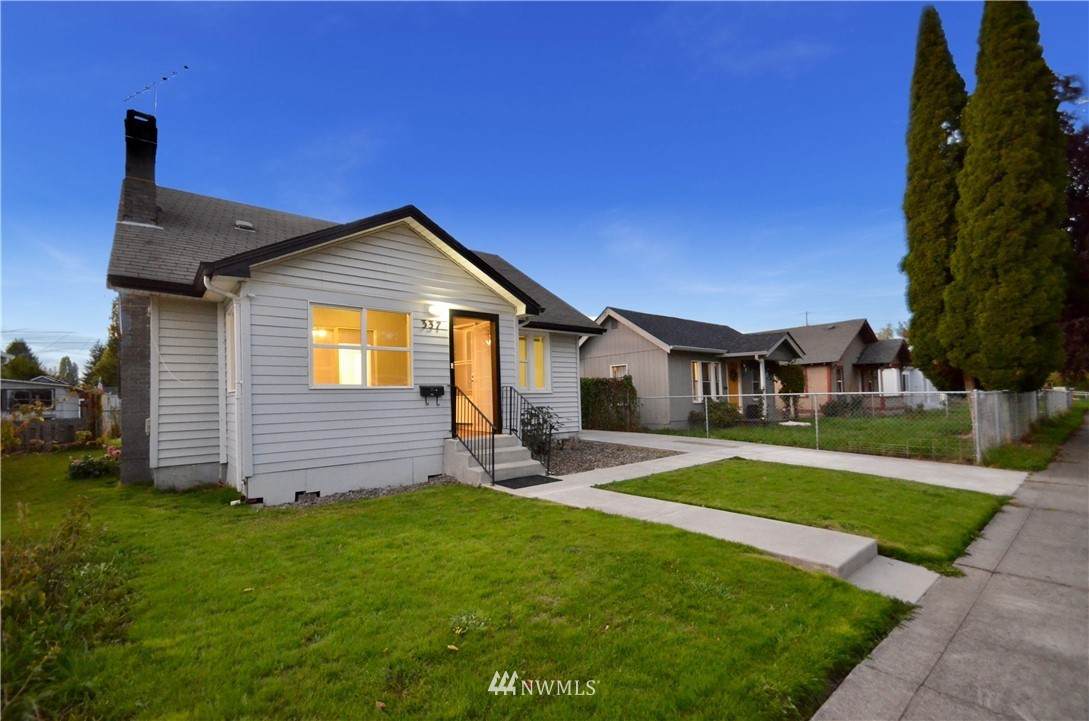 337 20th Avenue - Photo 1