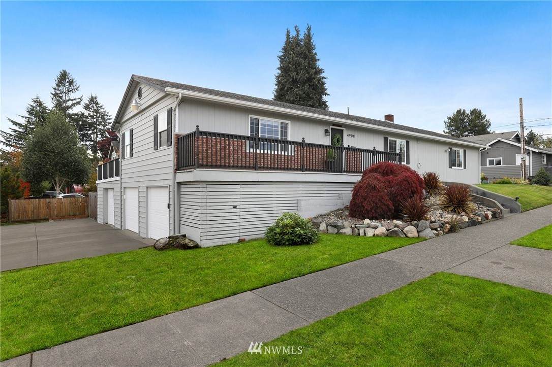 4908 13th Street - Photo 1